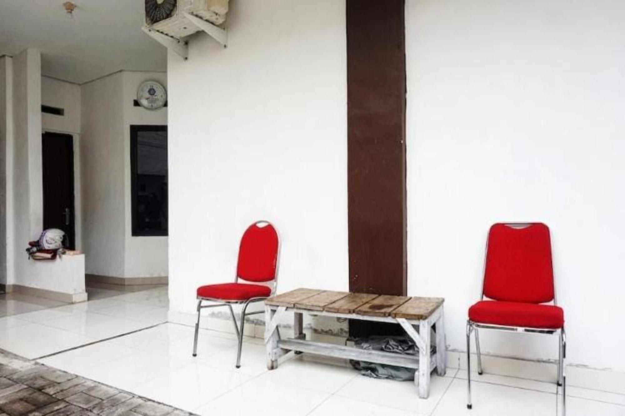 Oyo 93540 Bintang Residence 2 จาการ์ตา ภายนอก รูปภาพ